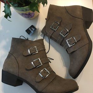 Anna Sand Womens 8.5 Booties